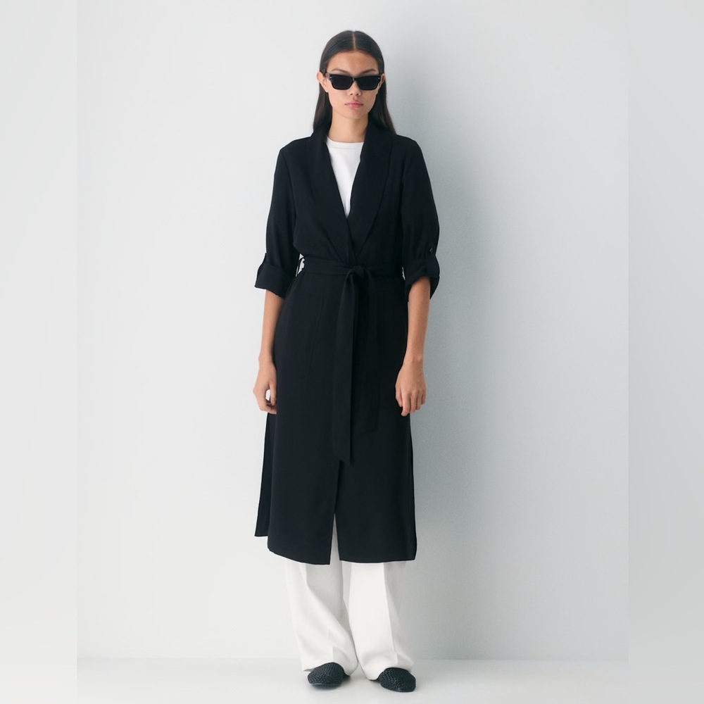 Aritzia Babaton Kahlo Robe trench coat Studio Drape black XS classic duster coat